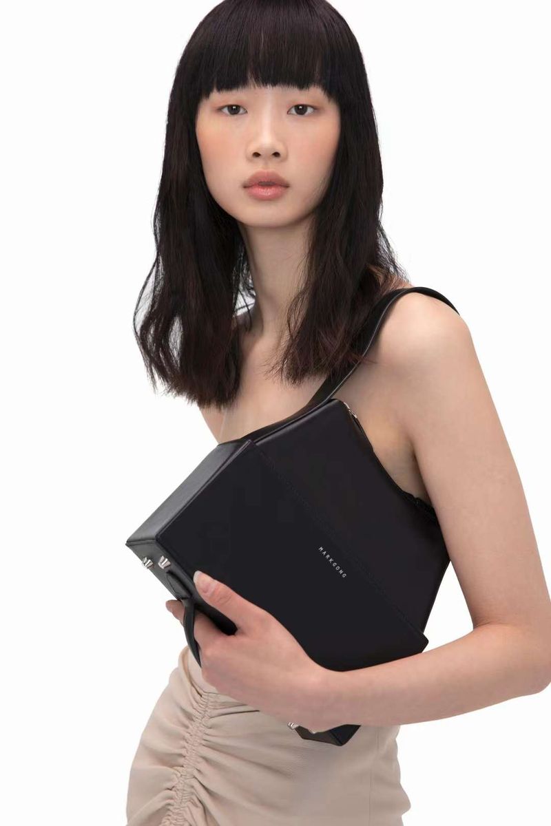 ZHOU HUAN