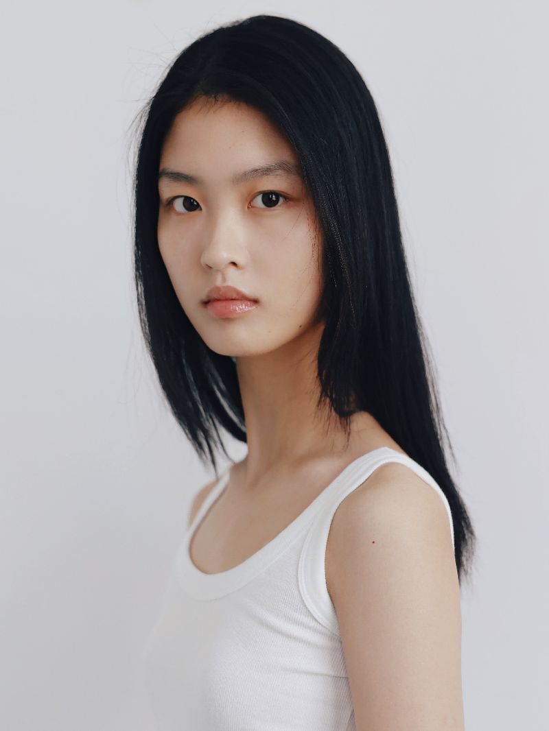 JIN YI XI